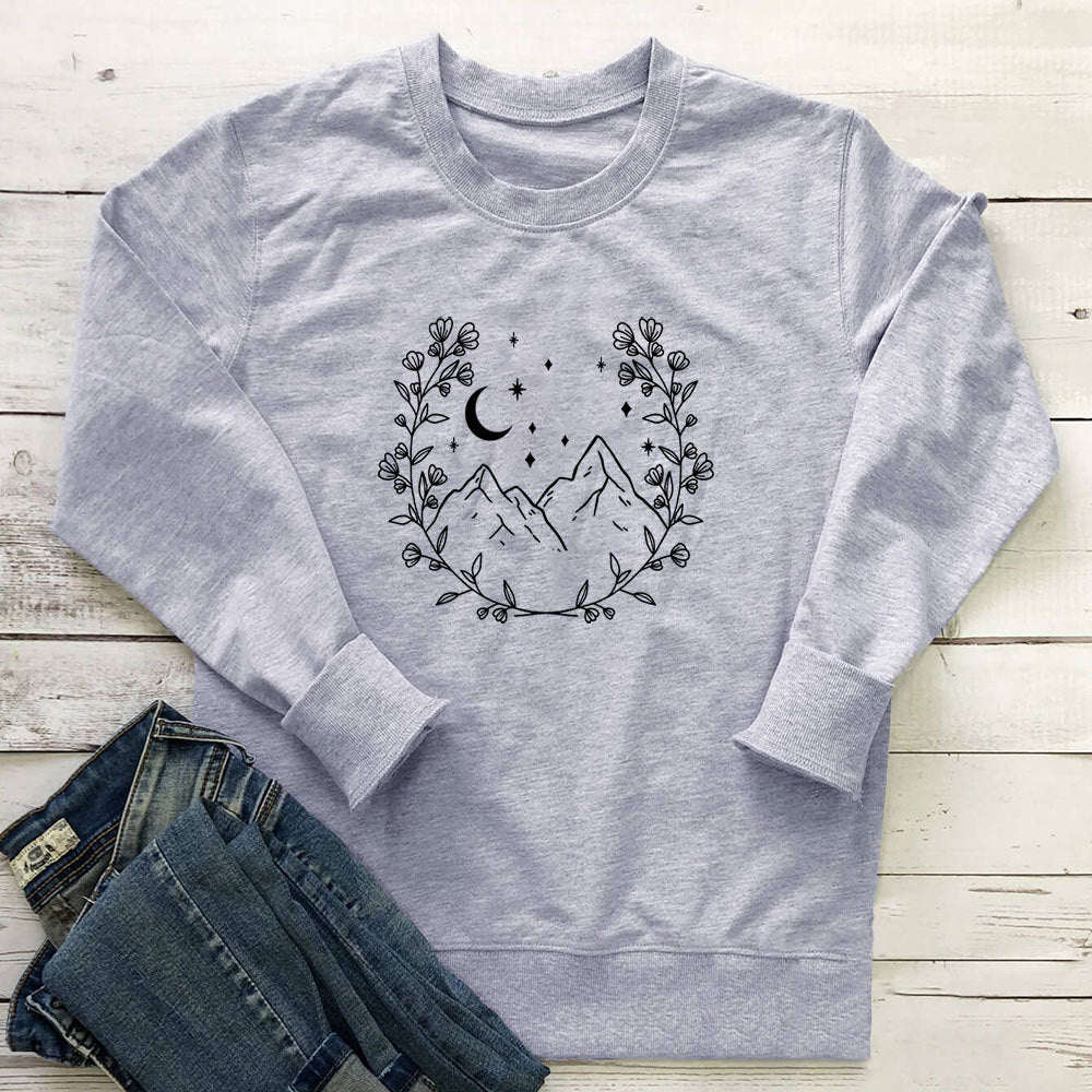 Loose round neck long sleeved hoodie